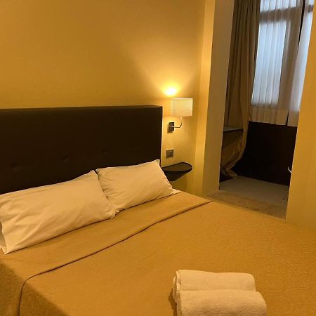 Hotel Ambasciatori Соттомарина Экстерьер фото