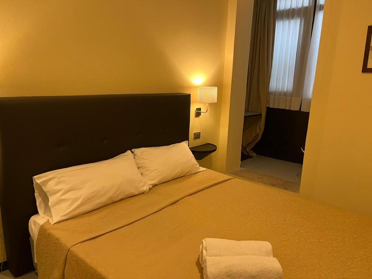 Hotel Ambasciatori Соттомарина Экстерьер фото